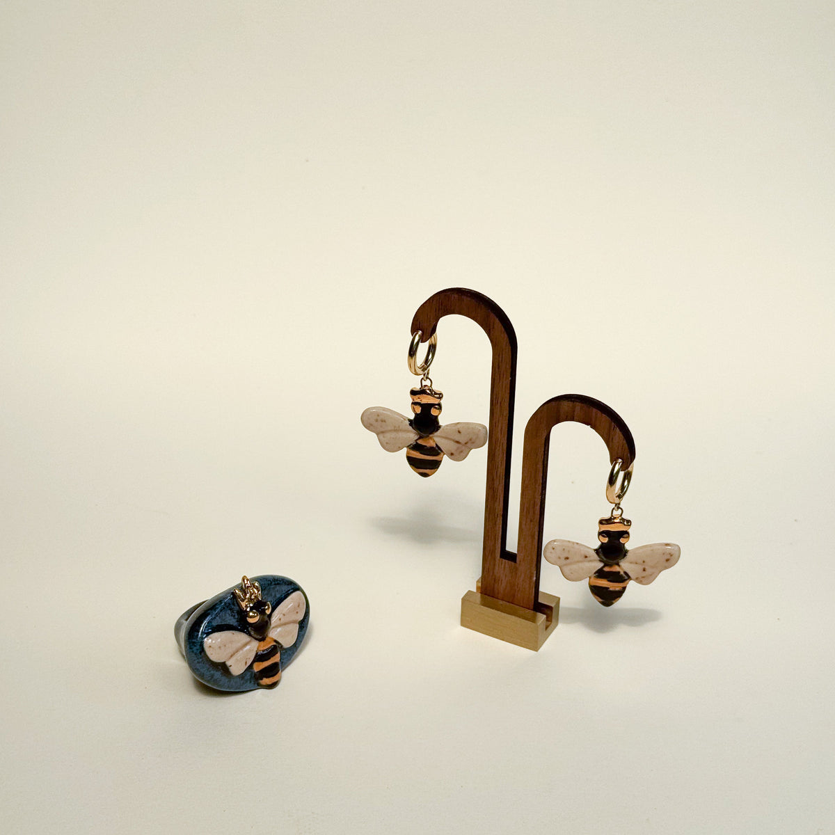 Pendientes Abeja Reina