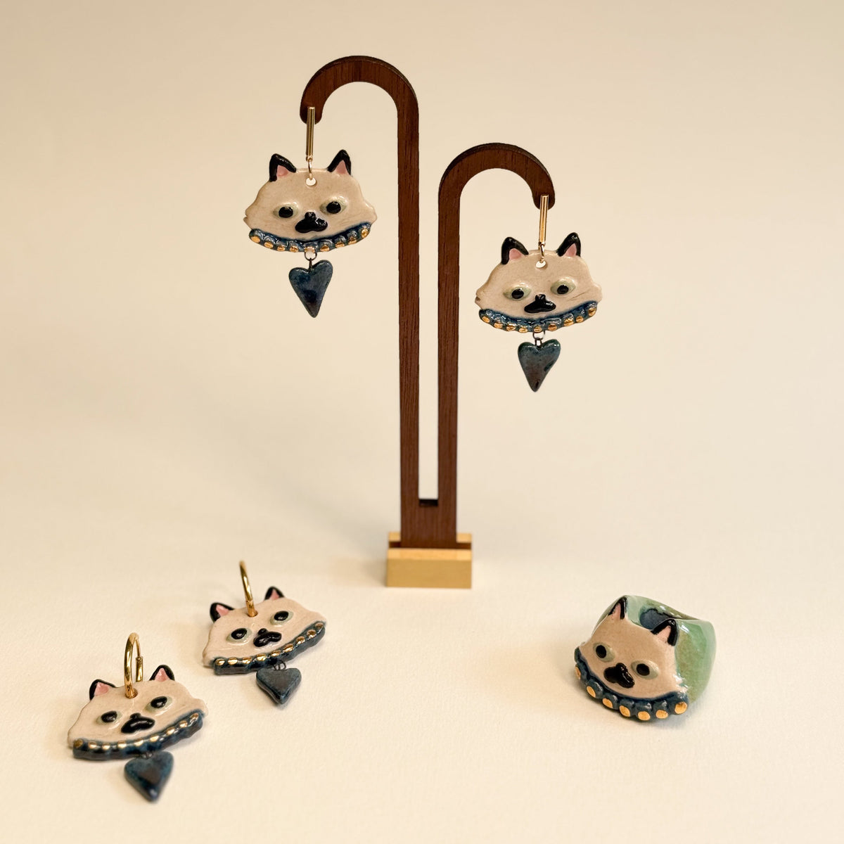 Pendientes Gato Real