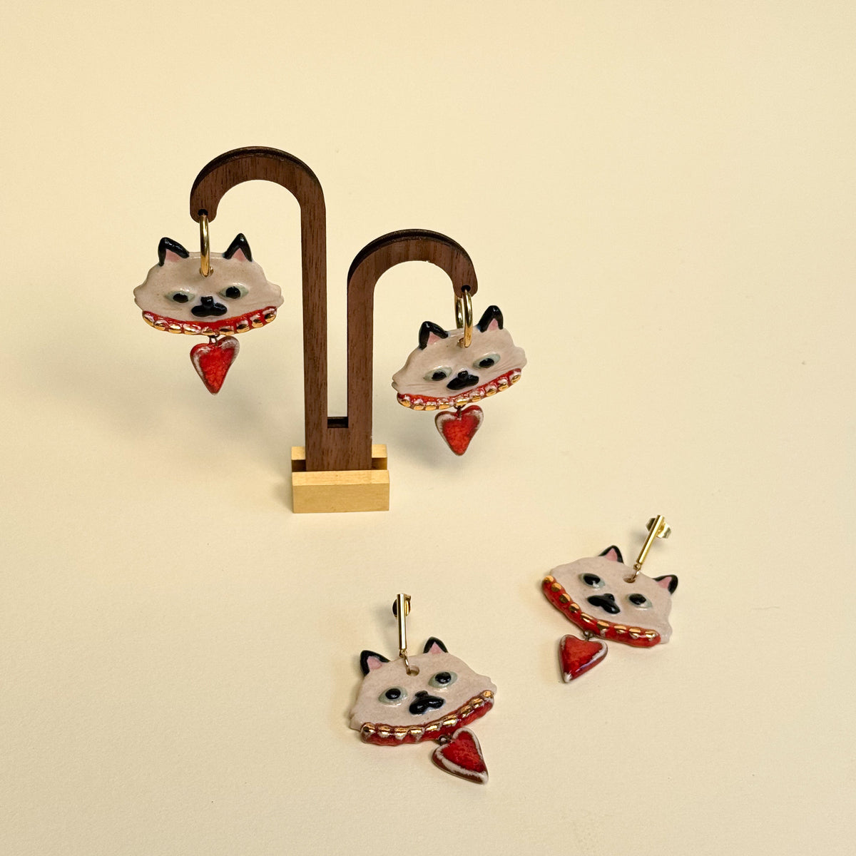 Pendientes Gato Real